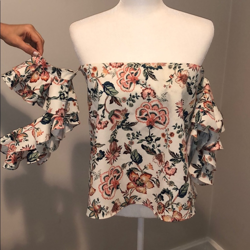 Sachin & Babi Noir off shouldee top